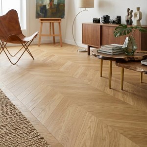 PARQUET MASSELLO SPINA FRANCESE - ROVERE FINALE LIGURE - TAGLIO 45° - OLIO CERA-42